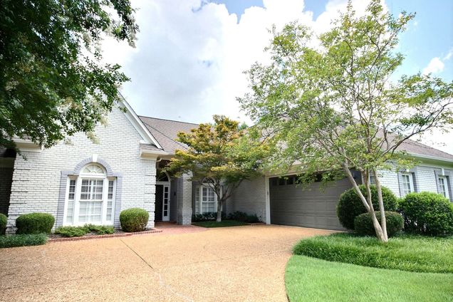 2545 Dibrell Trail Dr