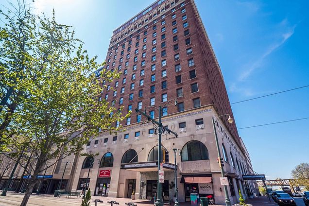 109 N Main St Unit 907