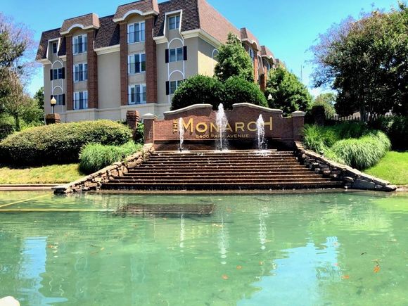 5400 Park Ave Unit 302 Memphis, TN Condo Active - Photo 1 of 22. Opens carousel modal
