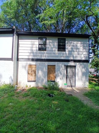 3047 St Croix Pl Unit 72 Memphis, TN House Active - Photo 1 of 9. Opens carousel modal