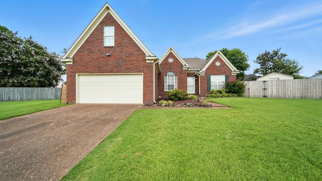 4166 Hobbs Cv