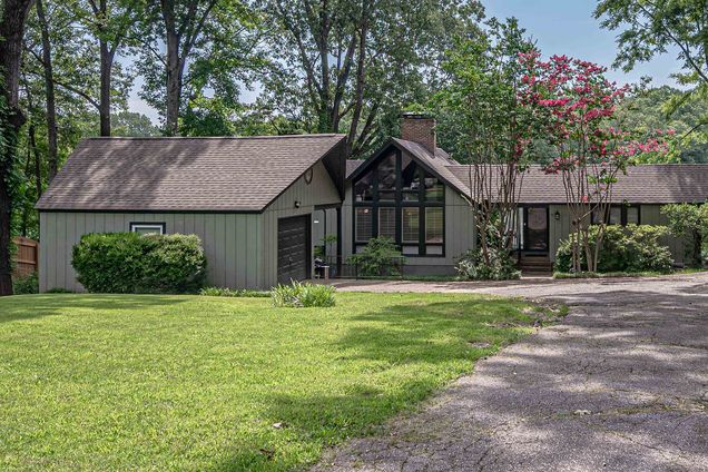 50 Viking Ct