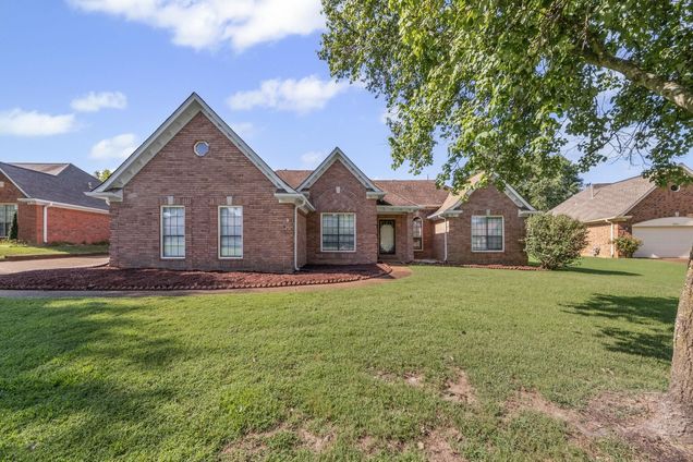 8409 Ridge Fall Cv Memphis, TN House Active - Photo 1 of 28. Opens carousel modal