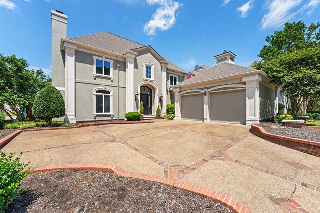 1533 Massey Manor Ln Memphis, TN House Active - Photo 1 of 36. Opens carousel modal
