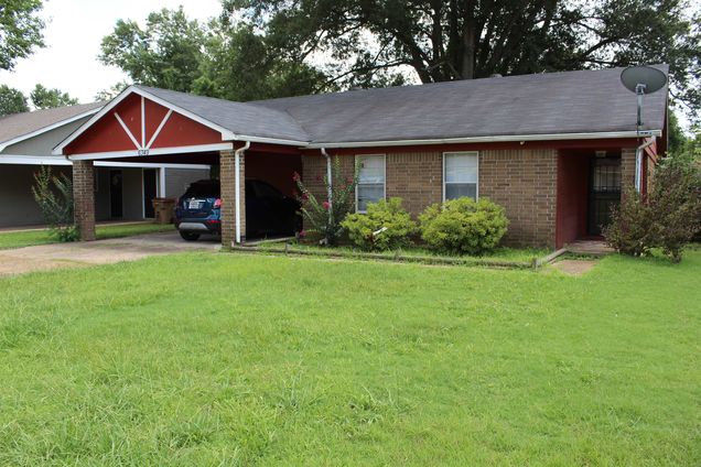 6349 Leamont Dr Millington, TN House Active - Photo 1 of 14. Opens carousel modal
