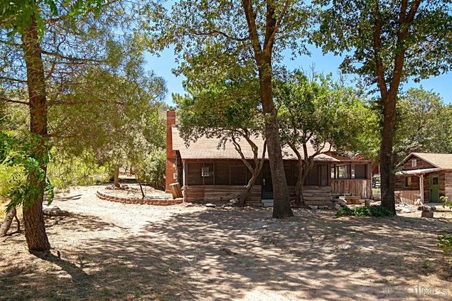 735 Kentwood Rd Julian Ca 92036 Mls 190051652 Estately