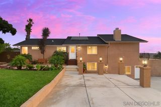 1935 Avon Lane