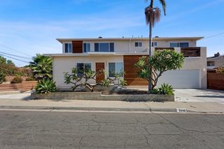 2449 Sea Breeze Dr