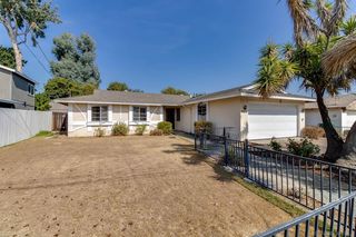 8444 Lake Gaby