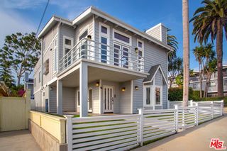 927 6th Street Unit A