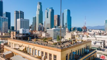 215 W 7th Street Unit 1112