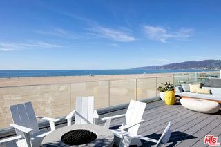 1347 Palisades Beach Road