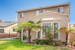 2916 W 82nd Street