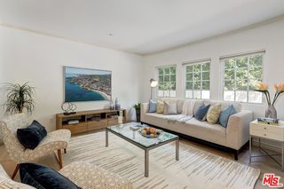 4832 Whitsett Avenue Unit 104