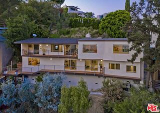 2743 Creston Drive