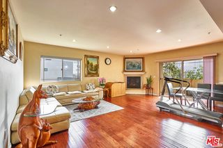 4822 Elmwood Avenue Unit 303