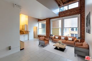 215 W 7th Street Unit 1209
