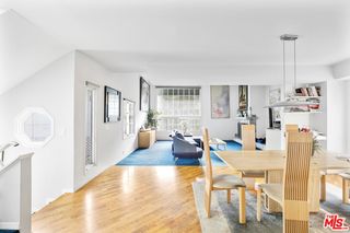 2448 Holly Drive