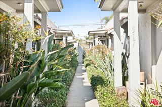 515 Santa Clara Avenue