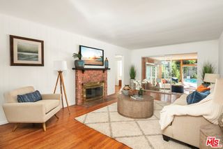 6922 W 85th Place