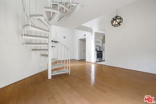 1940 N Highland Avenue Unit 54