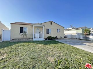 2001 N Dern Avenue