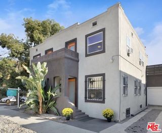 5150 Romaine Street