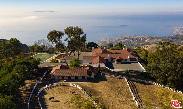 17 E Crest Road Rolling Hills, CA House Sold - Photo 1 of 31. Opens carousel modal