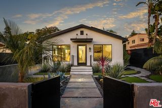 2206 Cliff Drive