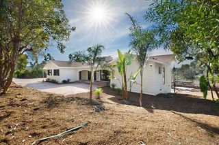 1810 Shadow Knolls Pl