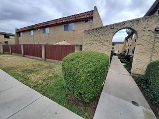 1155 Emerald Ave