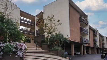 1621 Hotel Circle Unit E204