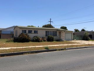 1106 S College Drive