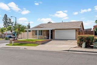 10147 White Pine Ln