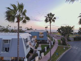 14 Montego Ct
