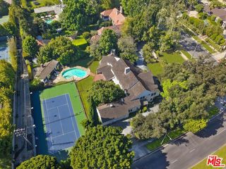 814 Foothill Road