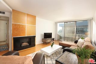 1134 Alta Loma Road Unit 315