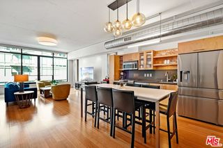 1111 S Grand Avenue Unit 1006