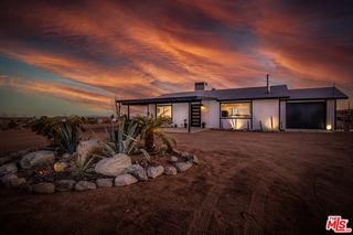 55981 Sunnyslope Drive