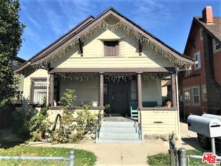 457 W 47th Place