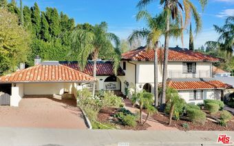 12434 Daryl Avenue