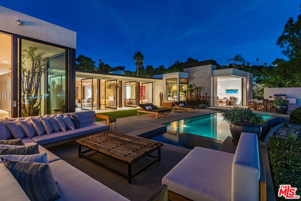 520 Leslie Ln, Beverly Hills, CA 90210 Estately 🧡 MLS 21691962