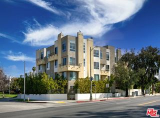 5525 W Olympic Boulevard Unit 303