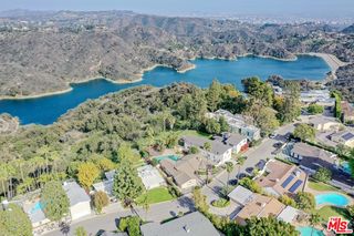 2254 Stradella Road