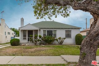 3611 Hillcrest Drive