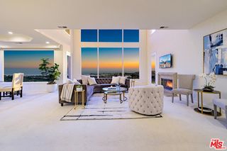 33781 Glocamora Lane