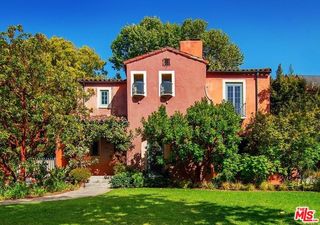 222 S Plymouth Boulevard