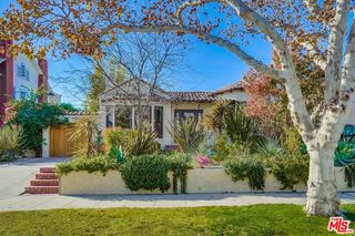 571 N Cahuenga Boulevard