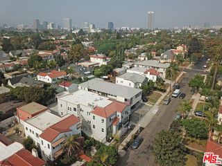 1325 Masselin Avenue Unit 1