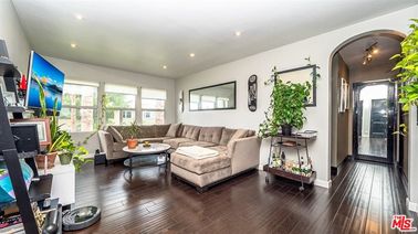 5327 Cahuenga Boulevard Unit C